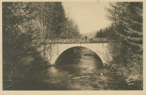 Sarran : "La Corrèze touristique - 10. Sarran - Le pont de Rouffiat".