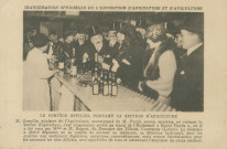 Inauguration officielle de l'exposition d'apiculture et d'aviculture - Le cortège officiel visitant la section d'apiculture - M. Queuille, ministre de l'agriculture, accompaagné de M. Fould, ancien ministre, en visitant la section d'apiculture, s'est longuement arrêté au stand de l'hydromel "Royal Florès", où il a été reçu par Mme et M. Roguet, du Domaine des Tilleuls, Courtenay (Loiret). Le ministre a désiré déguster, en sa qualité de docteur en médecine, ce délicieux hudromel, dont les qualités non seulement digestives, apéritives, reconstituantes, mais encore bienfaisanates pour les estomacs les plus délicats, sont appréciées de tous et retiennent l'attention du corps médical.".