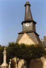 Ancienne mairie surmontée d'un clocher.