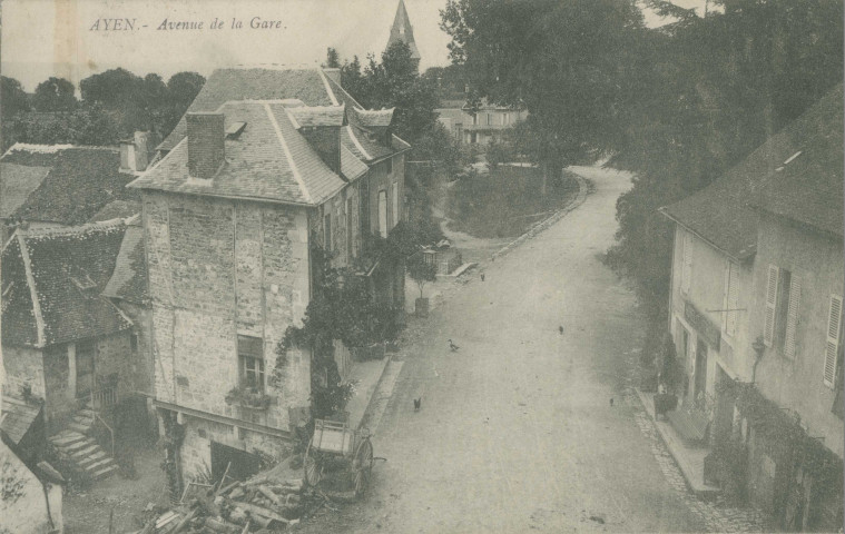 Ayen : "Ayen - Avenue de la gare".