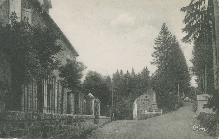 Bar : "Bar (Corrèze) - Entrée du Bourg".