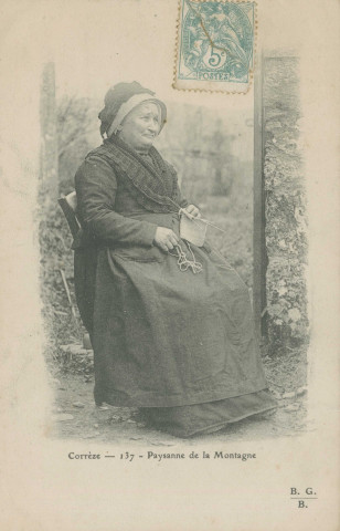Folklore : "Corrèze - 137 - Paysanne de la montagne".