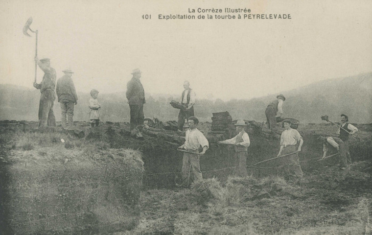 Peyrelevade : "La Corrèze illustrée - 101 Exploitation de la tourbe à Peyrelevade".