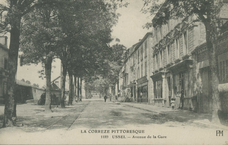 Ussel : "La Corrèze pittoresque - 1189 Ussel - Avenue de la gare".