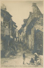 Argentat : "15 - La région du Limousin - Vieille rue et vieilles maisons à Argentat".