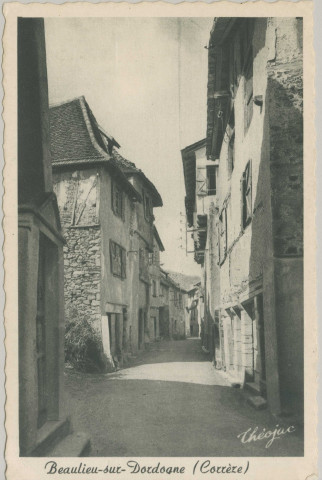 Beaulieu-sur-Dordogne : "Beaulieu-sur-Dordogne (Corrèze) - 5356. - Vieille rue".