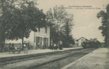 Montaignac-Saint-Hipppolyte : "La Corrèze illustrée - Montaignac - La gare - Arrivée du train".