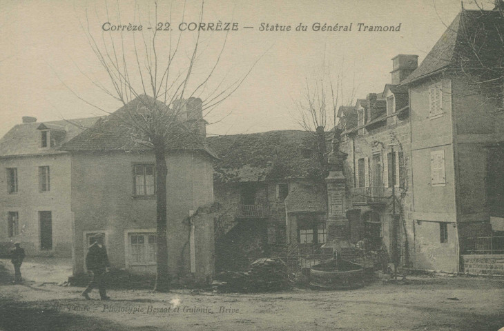 Corrèze : "Corrèze - 22 - Corrèze - Statue du général Tramond".