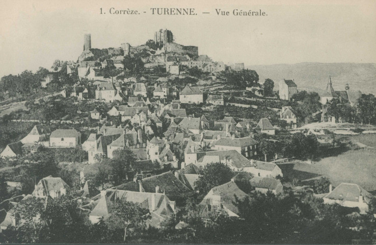 Turenne : "1. Corrèze. - Turenne. - Vue générale.".