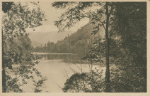 Corrèze, vallée de la Dordogne : "N° 24 La douce France - La région du Limousin - Les rives de la Dordogne sur la route de Beaulieu à Argentat".