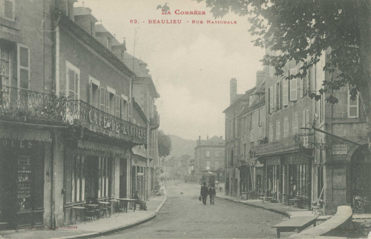 Beaulieu-sur-Dordogne : "La Corrèze - 82. - Beaulieu - Rue nationale".
