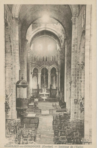 Beaulieu-sur-Dordogne : "Beaulieu-sur-Dordogne (Corrèze) - Intérieur de l'église".