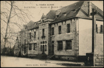 Davignac : Mairie et maison d'école.