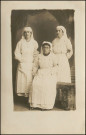 Trois infirmières de la famille Tailhade.