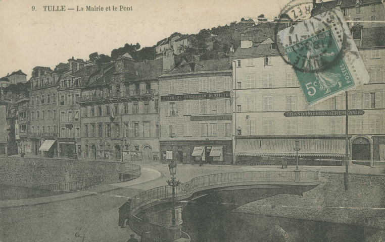 Tulle : "9. Tulle - La mairie et le pont".