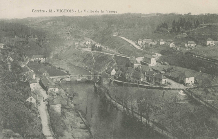 Vigeois : "Corrèze - 13 - Vigeois - La vallée de la Vézère".