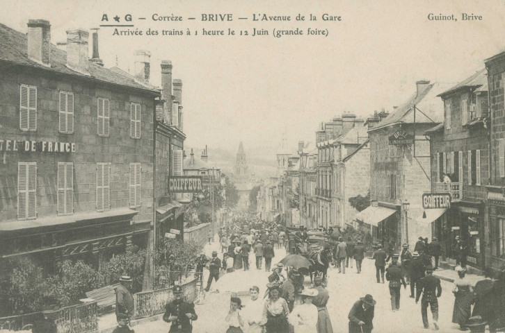 Brive-la-Gaillarde : " - Corrèze - Brive - L' avenue de la gare - Arrivée des trains à 1 heure le 12 juin (grande foire)".