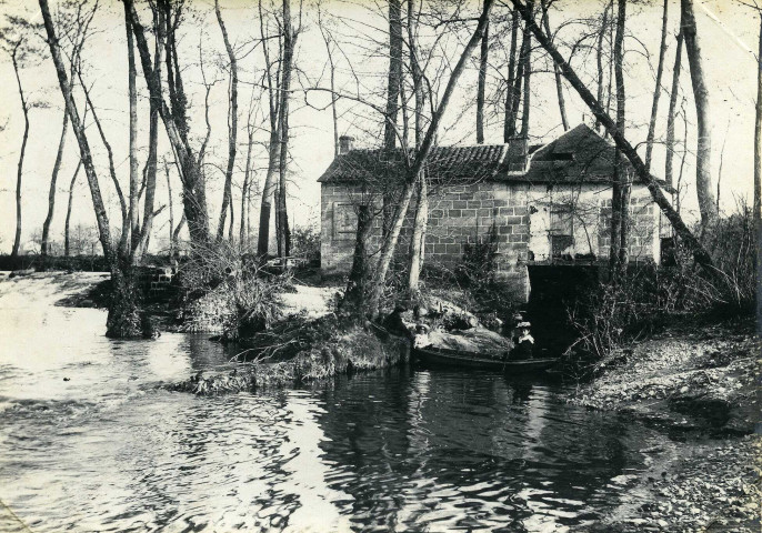 La Bouvie, vieux moulin.
