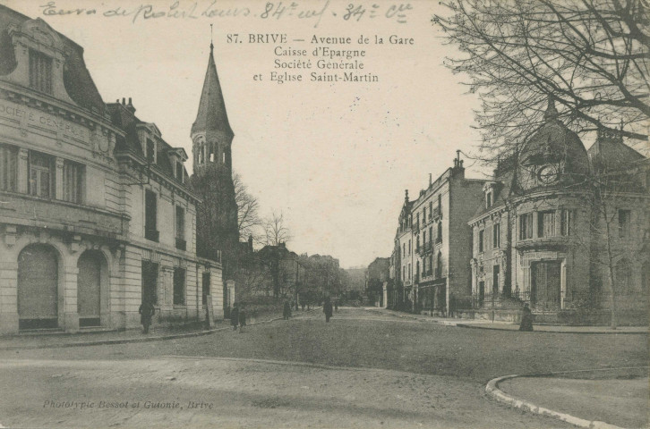 Brive-la-Gaillarde : "87. Brive - Avenue de la gare - Caisse d'épargne - Société générale et église Saint-Martin". Il s'agit en réalité de l'église Saint-Sernin.