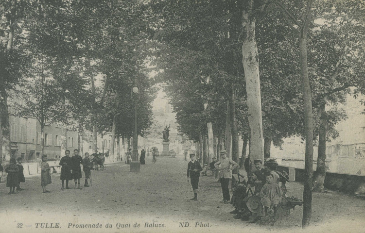 Tulle : "32 - Tulle. - Promenade du quai de Baluze.".