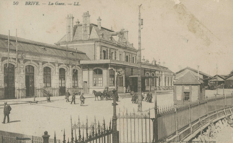 Brive-la-Gaillarde : "50 Brive. - La gare.".