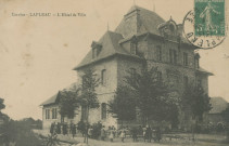 Lapleau : "Corrèze - Lapleau - L'hôtel-de-ville".