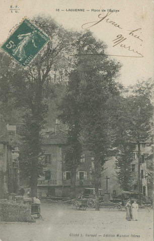 Laguenne : "16 - Laguenne - Place de l'église".