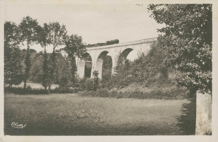 Lubersac : "Lubersac (corrèze) - Viaduc de la Valénie".