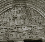 Tympan du portail de l'église.