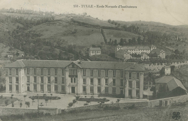 Tulle : "152 - Tulle - Ecole normale d'instituteurs".