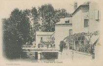 Brive-la-Gaillarde : "Brive. - Pont sur le canal.".