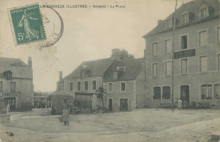Sornac : "La Corrèze illustrée - Sornac - La place". Roulotte sur la place.