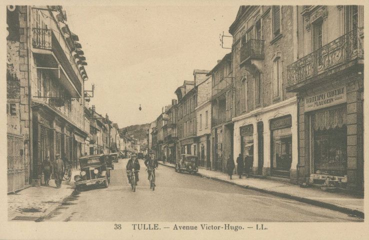 Tulle : "38 Tulle. - Avenue Victor-Hugo.".
