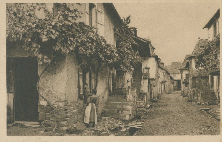 Voutezac : "La douce France - La région du Limousin. - Saillant - Hameau pittoresque, célèbre par son site, sur la rive droite de la Vézère".