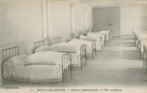 Bort-les-Orgues : "11 - Bort-les-Orgues - Ecole Marmontel. - Un dortoir.".