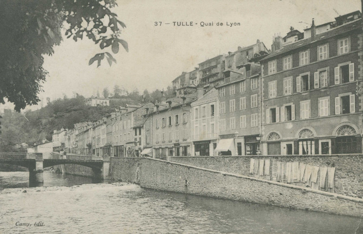 Tulle : "37 - Tulle - Quai de Lyon".