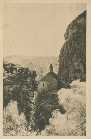 Servières-le-Château : "La Corrèze touristique - 132. Gorges de la Glane, Servières le Château - La chapelle de Notre-Dame de Roc".