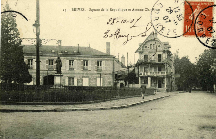 "23. - Brives. - Square de la République et Avenue Charles Rivet".