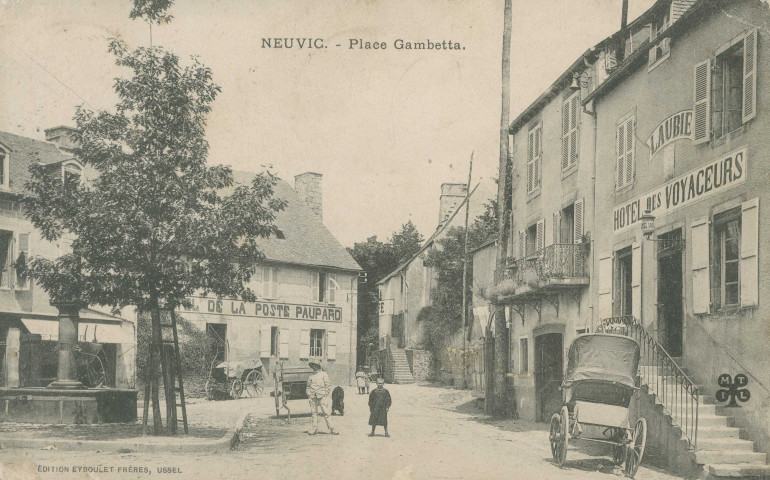 Neuvic : "Neuvic - Place Gambetta".