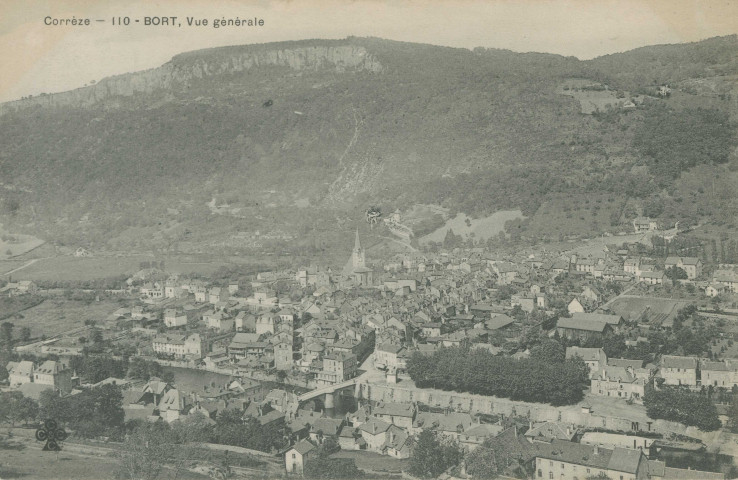 Bort-les-Orgues : "Corrèze - 110 - Bort, vue générale".