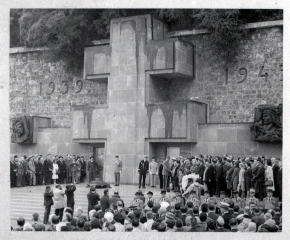 Cérémonie du Mont-Valérien.