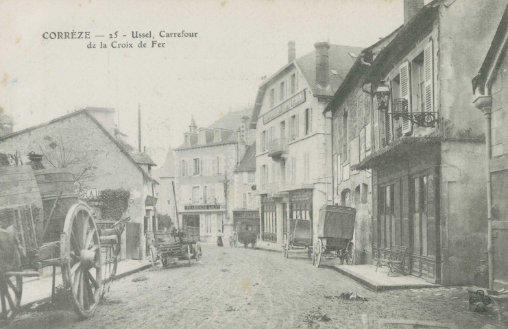 Ussel : "Corrèze - 25 - Ussel carrefour de la Croix de fer".