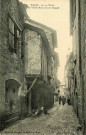 "Corrèze 142 - Brive. Une Vieille Rue (rue de Frappe)".