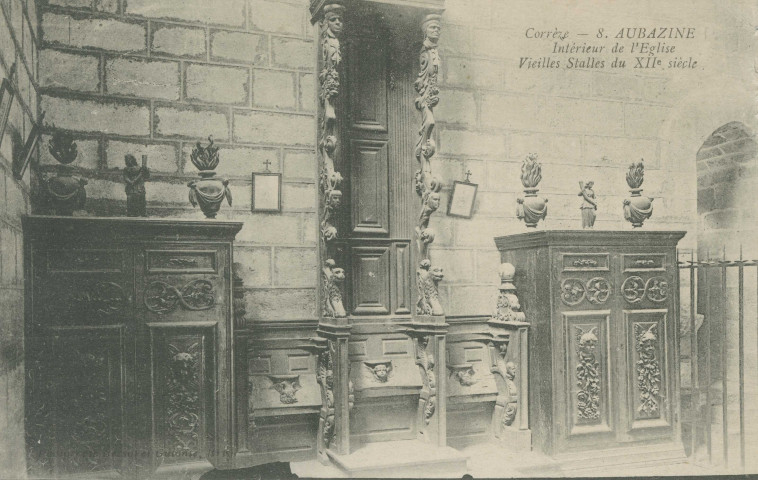 Aubazine : "Corrèze - 8 - Aubazine - Intérieur de l'église - Vieilles stalles du XIIe siècle