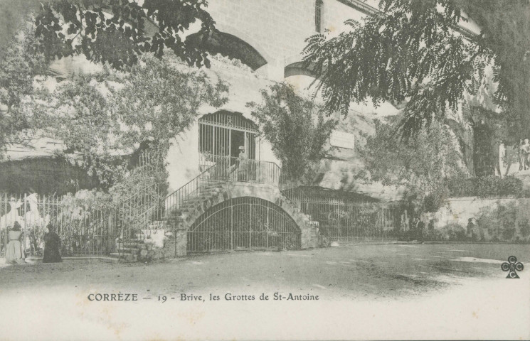 Brive-la-Gaillarde : "Corrèze - 19 - Brive, les grottes de St-Antoine".