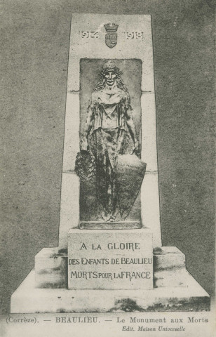 Beaulieu-sur-Dordogne : "(Corrèze). - Beaulieu - Le monument aux morts".