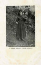 "6 - Types et costumes - Fileuse de chanvre".