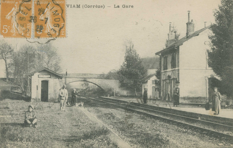 Viam : "La gare".