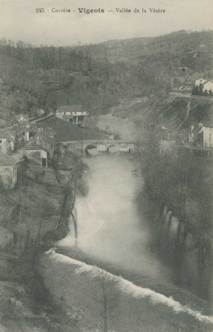 Vigeois : "245 - Corrèze - Vigeois - Vallée de la Vézère".