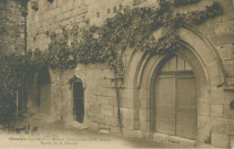 Aubazine : "Obazine (Corrèze) - Abbaye cistercienne (XIIe siècle) - Entrée de la cuisine".